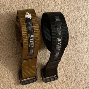 EUC 511 mens belts size medium in coyote and black